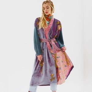 Aratta Something Magical Velvet Coat/Kimono In Grape Jam